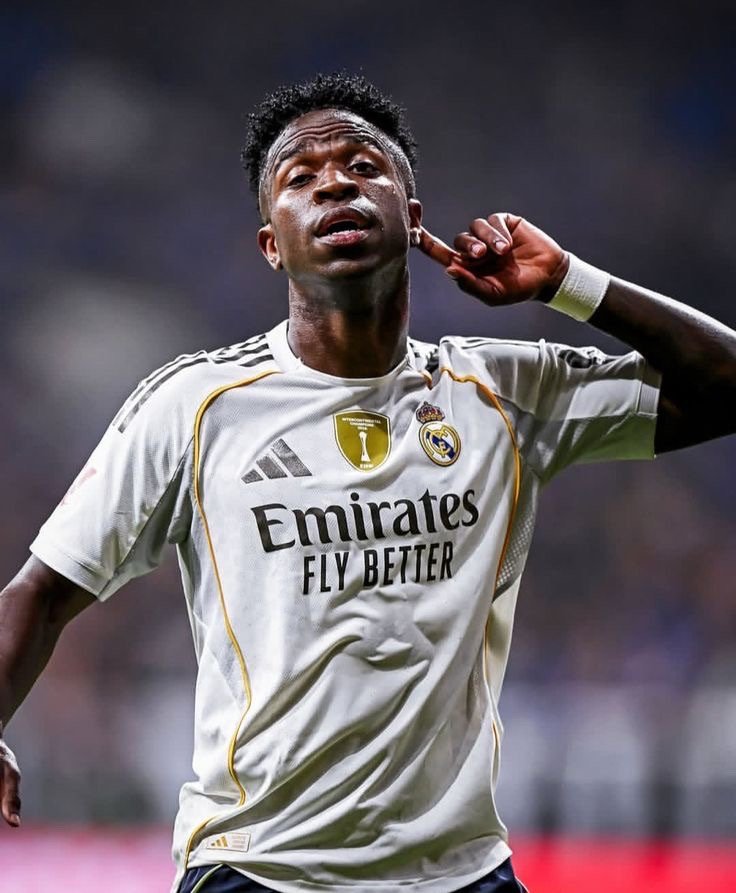 皇家马德里方面确信Vini将续约。 皇马