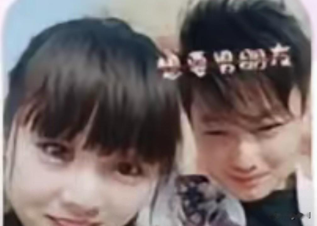 鹏鹏作为一个男子汉，也太小心眼了吧！他和丹丹还没正式离婚，就急不可耐地把账号头像
