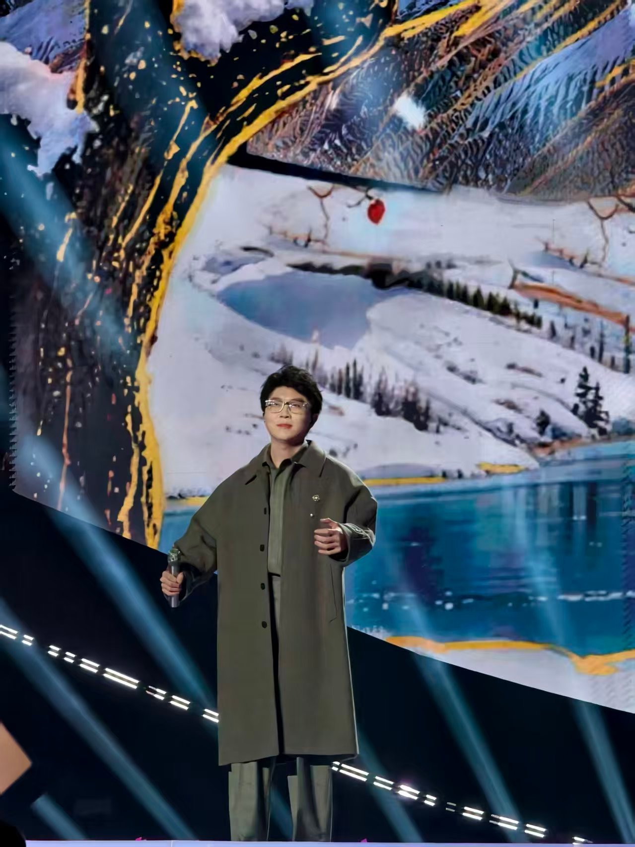 追觅新式年会 这个我认识，这不那谁吗