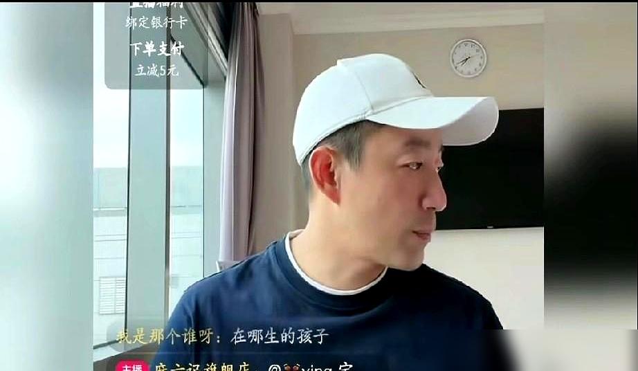 汪小菲直播炮轰亲妈张兰，喂奶视频背后，这流量，吃得真够味。
 
张兰把喂奶视频当