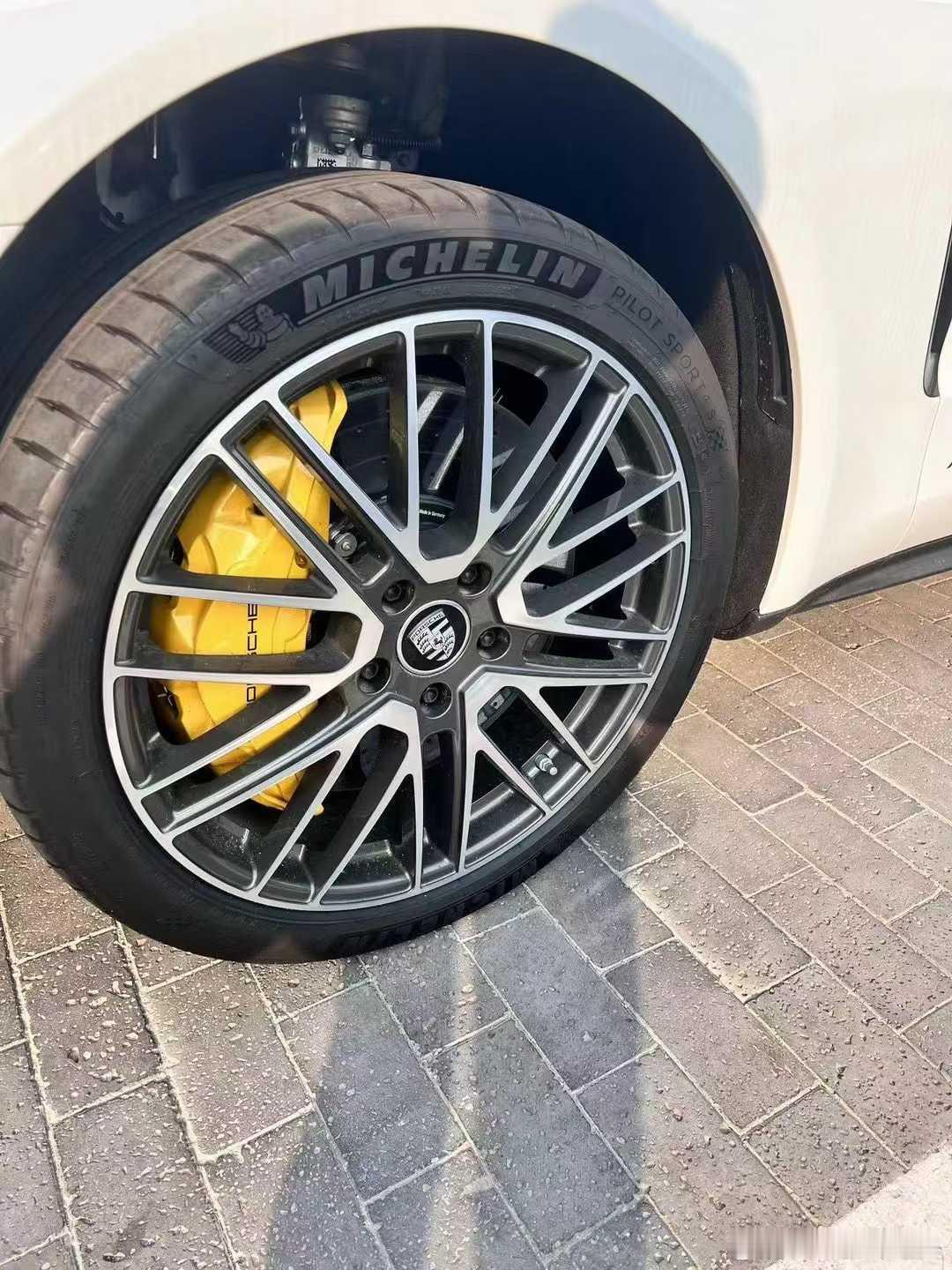 24年panamera Turbos、1.4万公里数，寻有缘人 ​​​