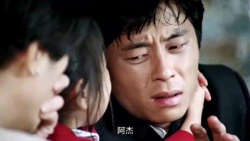 王杰，郑伊健，谢霆锋，他仨都是酷酷帅帅的，而且气质好类似！
我是最喜欢王杰的，王