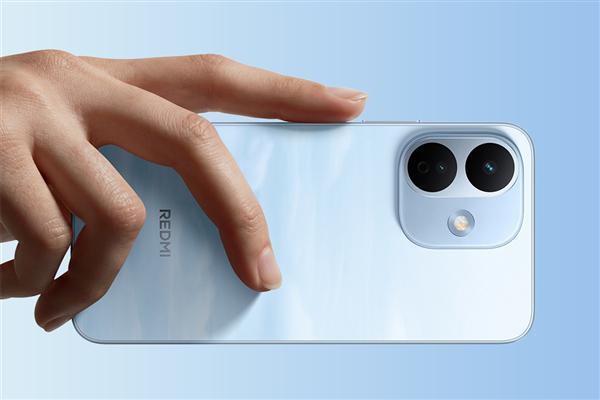REDMI Note 17 Pro标配康宁耐摔玻璃+满级防水 卢伟冰：同档罕见7