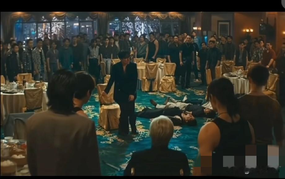 《空枪》这剧最近是真火了，朋友圈刷屏，评论区吵翻天。好多人在那儿说“张子强要是活