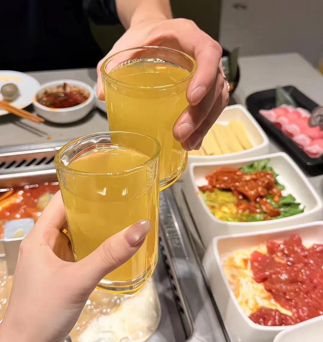 📸𝐈 ᰔᩚ Food～🍜人生苦短  再来一碗🥢🍲吃好喝好  长生不老?