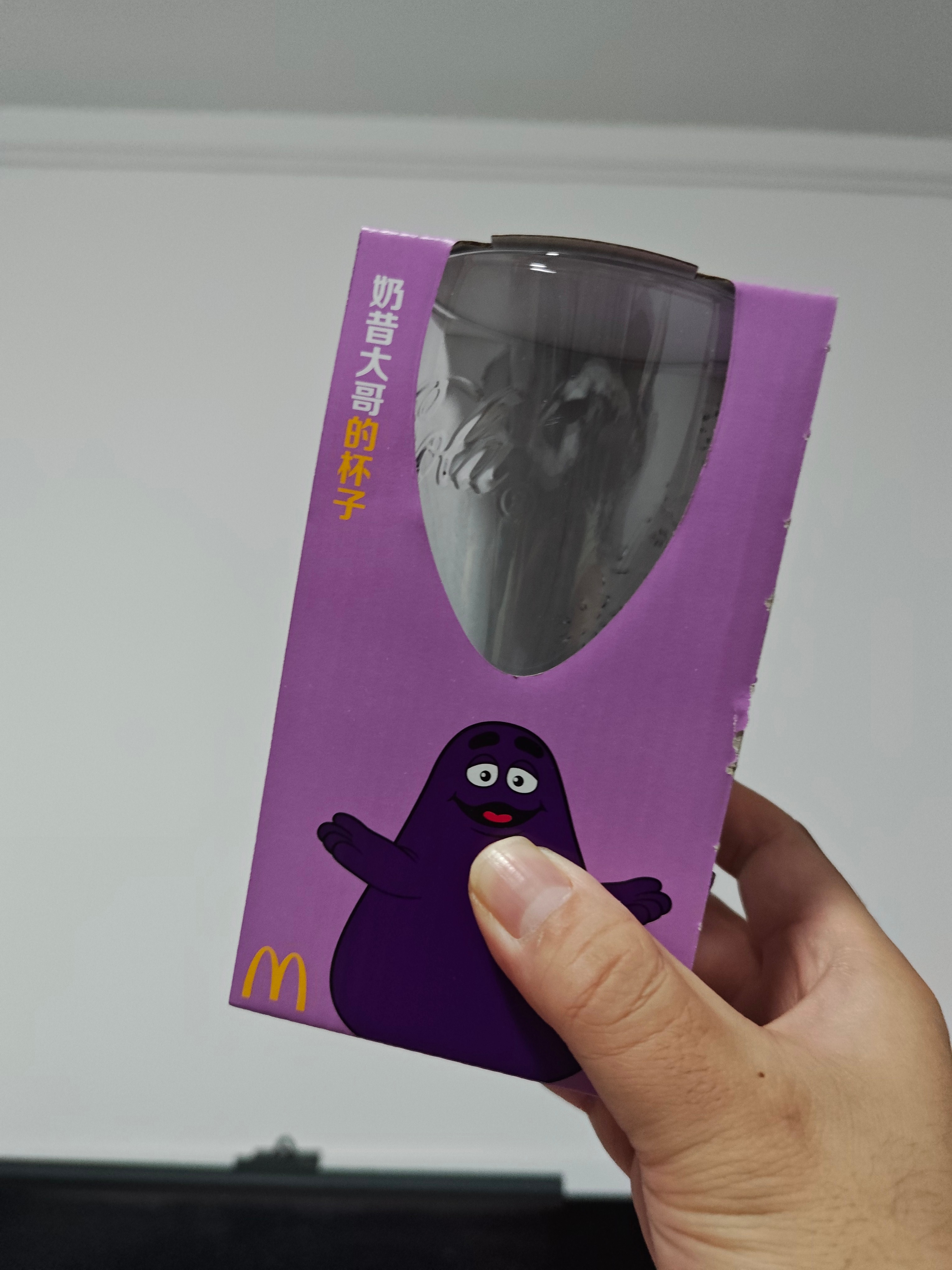 又到了买金拱门可乐杯的时候了。 ​​​