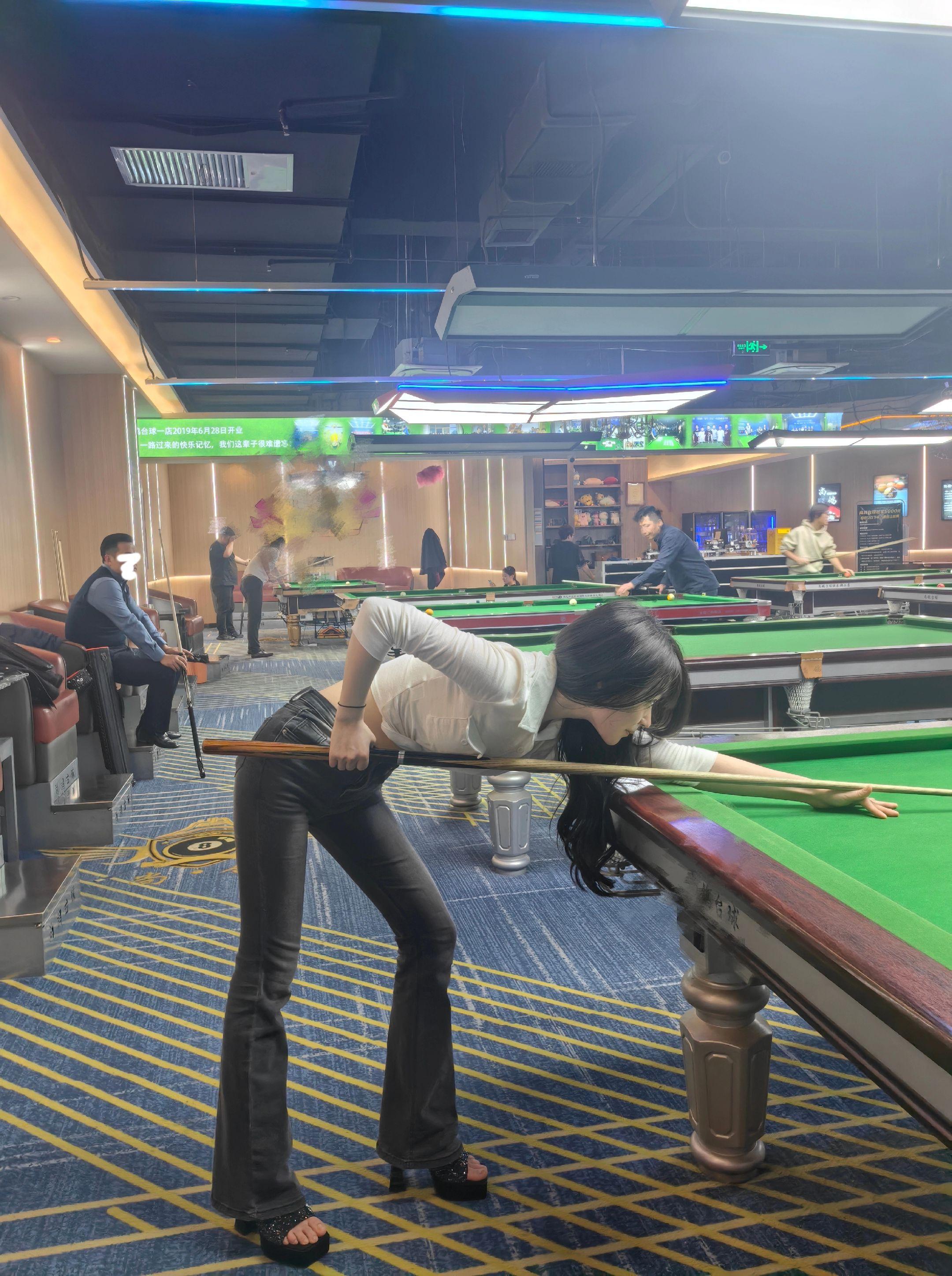 球不一定要进 但姿势一定要帅