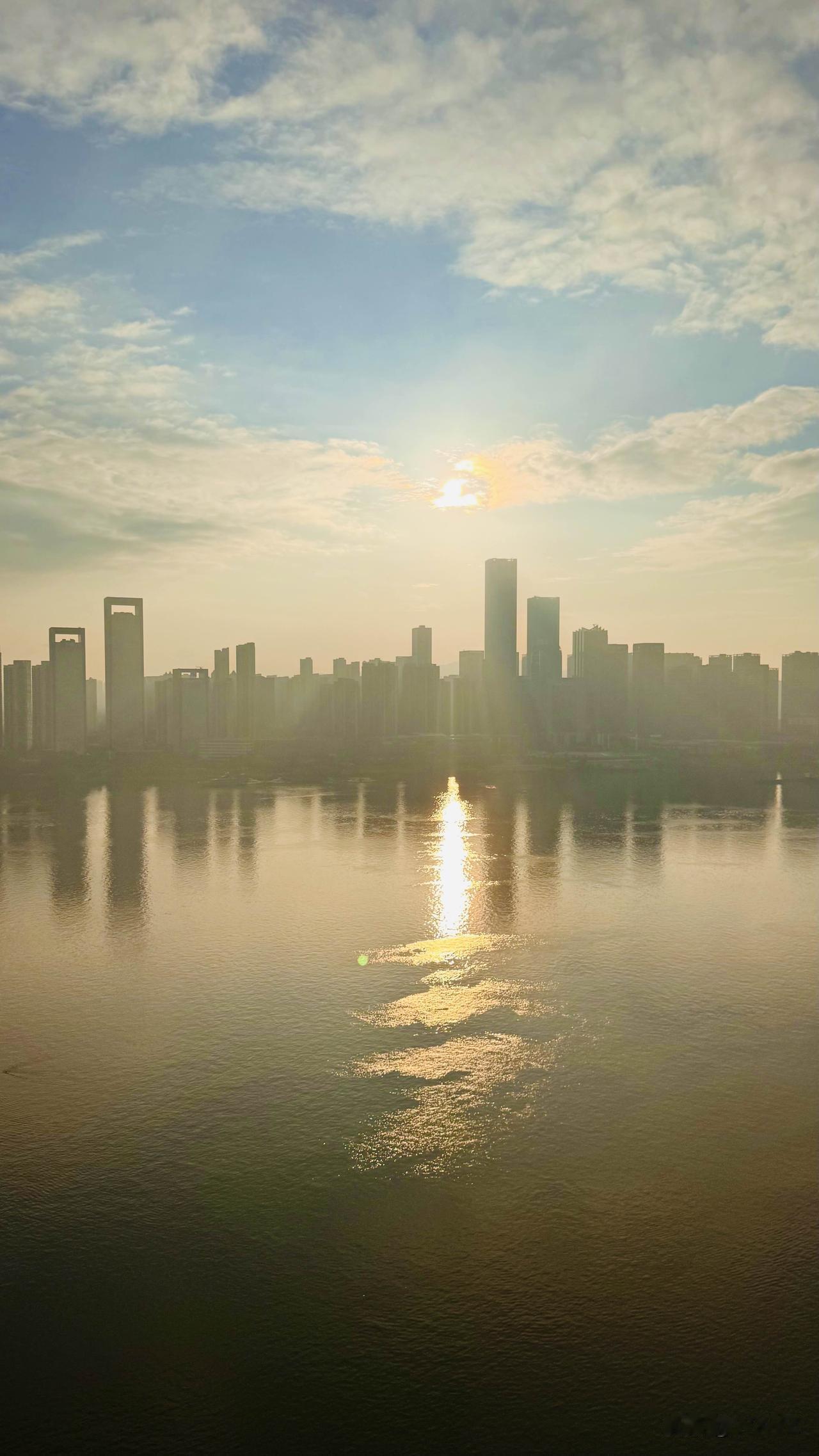 夕阳下黄昏美景