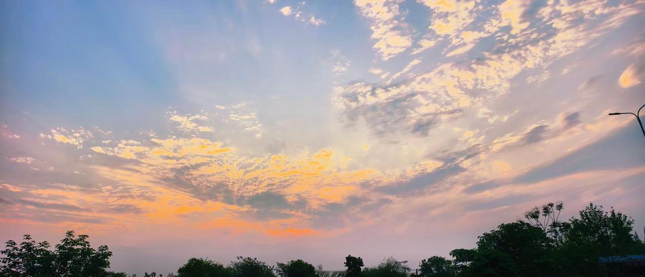 南昌我又爱你了。 南昌总算是天晴了。南昌