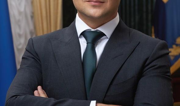 让人意外的是，打了几年仗的乌克兰，居然把手伸向了中国周边！泽连斯基为了讨好美国，