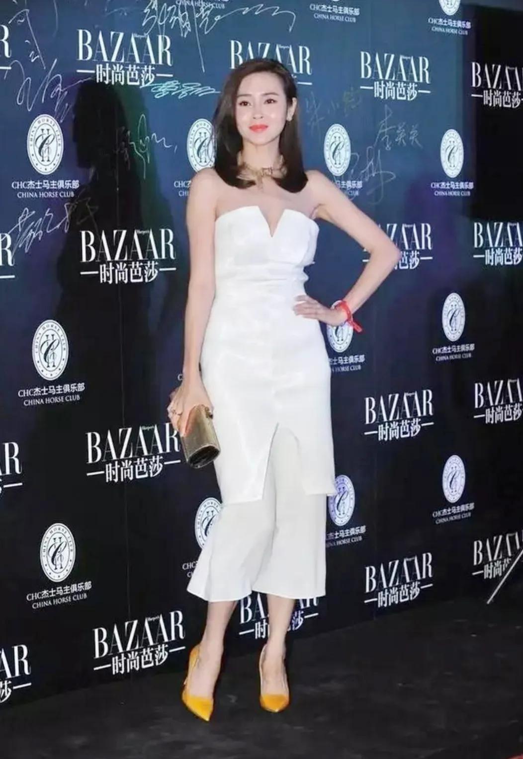 气质穿搭，优雅又漂亮！[比心]