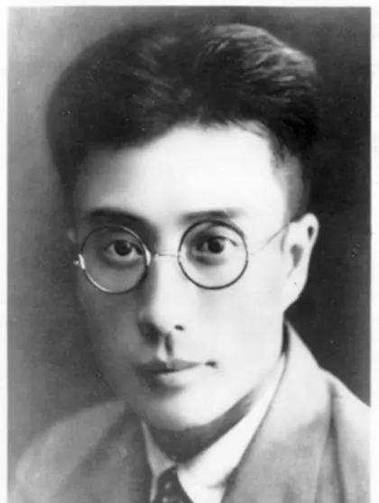 1935年，钱壮飞在长征途中，神秘地失踪在乌江岸边，成为党史上的一桩“谜案”，组