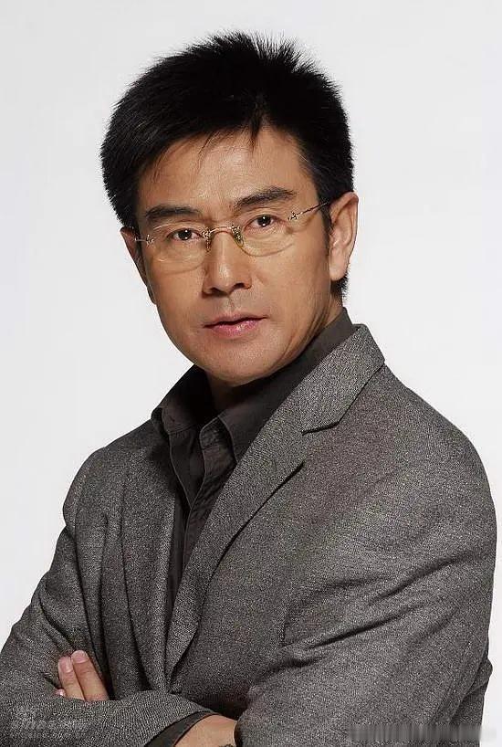 白凡，从八十年代一直演到现在的一位老戏骨，是不是也能列入″一！定！要！戒！掉！″