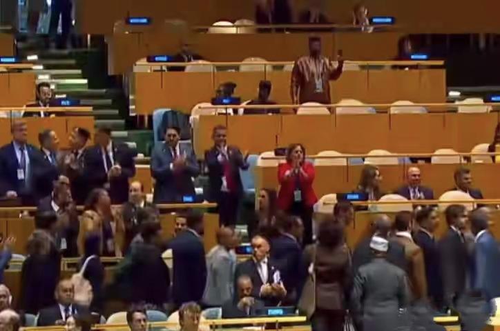 联合国内成内塔尼亚胡“个人秀”！准备猛批西方多国承认巴勒斯坦国时，会场上人去楼空