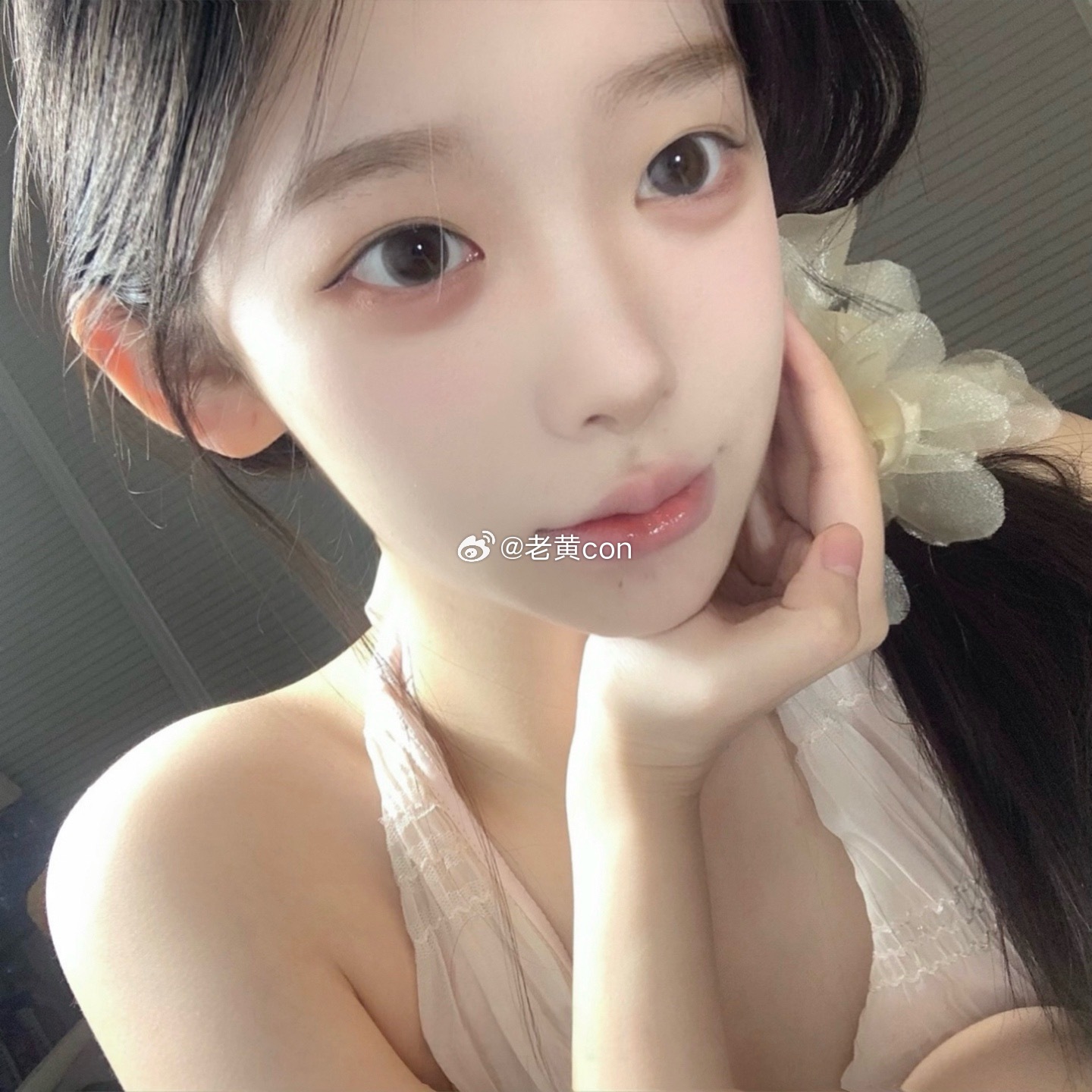 不愧是断货王👑极简无边设计即刻妈生少女🥰一颗水光炸弹亮嘭嘭好温柔 