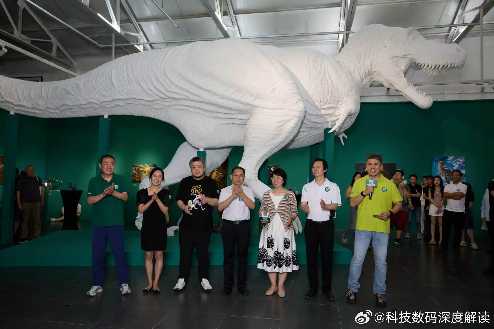 北京观展新选择！212 行动志首展落地 798，科学 + 艺术 + 越野三重跨界