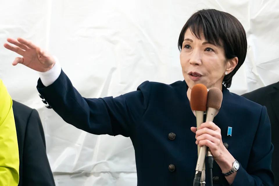 中国稀土一粒难求，高市只能咬牙硬上，砸10倍钱赴格陵兰挖稀土
在出口管控政策下，