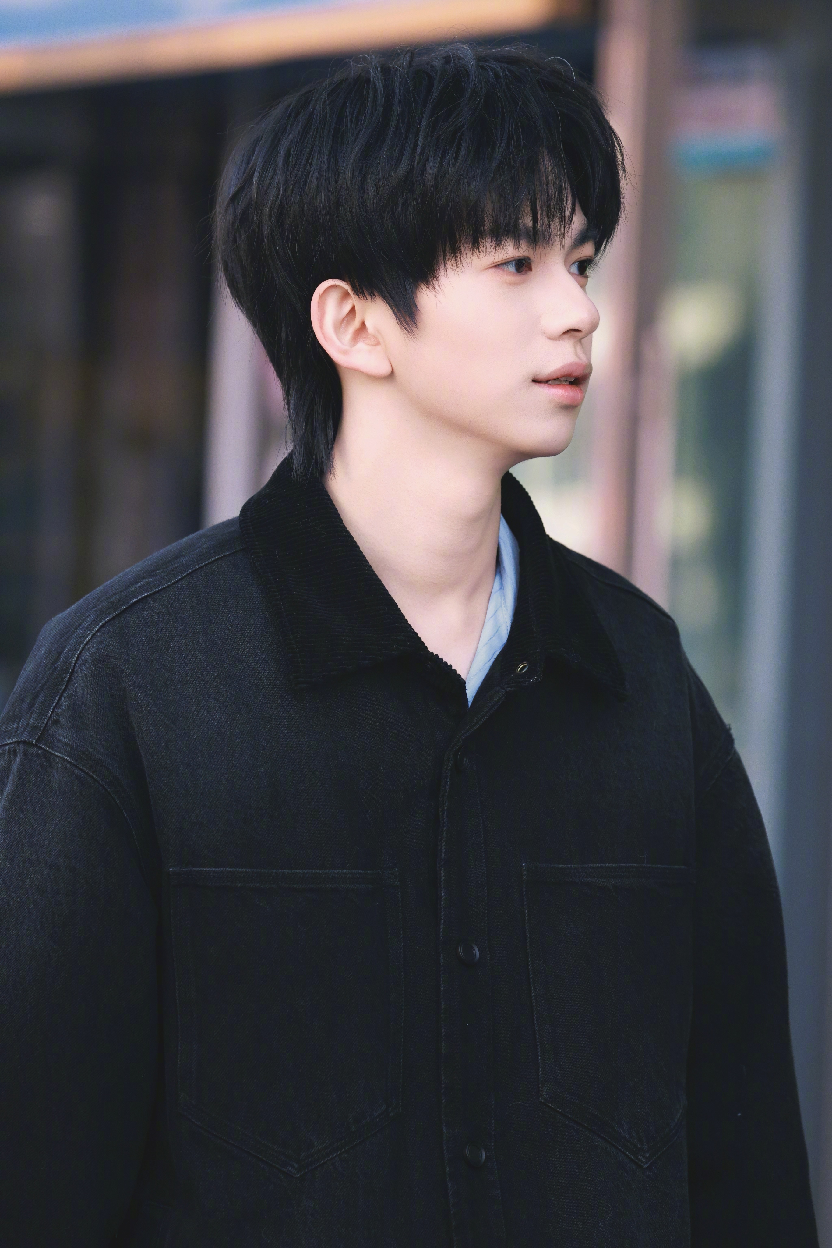 哇让我们恭喜来自殷秀梅老师战队的魏忠杰晋级全国12强，期待接下来的作品 