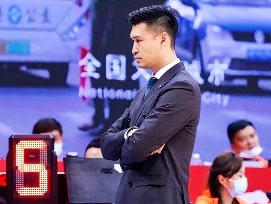 霍楠离职总经理后，宁波男篮又输球，我们该怎么看霍楠？

宁波男篮换帅换经理后，7