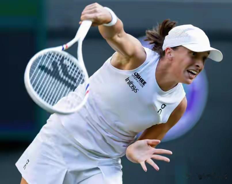 ✅15号种子俄罗斯施内德6-3、6-3爆冷横扫3号种子美国佩古拉晋级八强，这是施