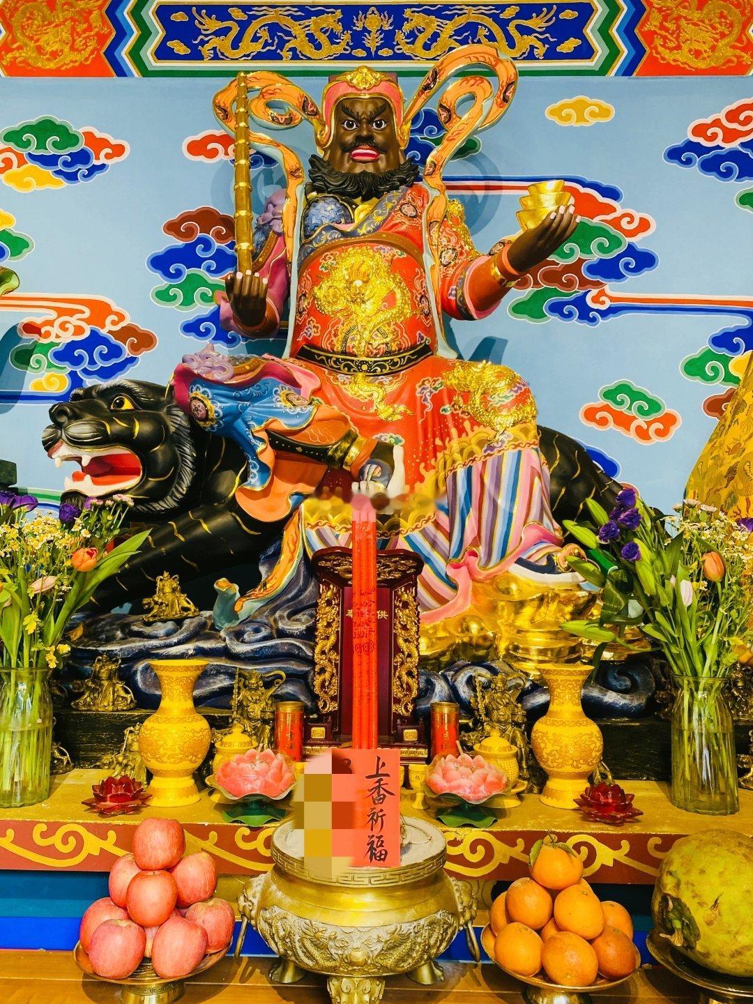 人生过程中，虽不追求财富地位，但最重要的是心无愧疚，问心无愧是最珍贵的。#清明#