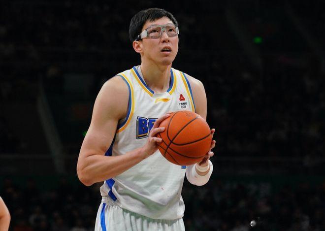 CBA CBA常规，北京92-76战胜山东收获2连胜，北京反超广东升联赛第四。北