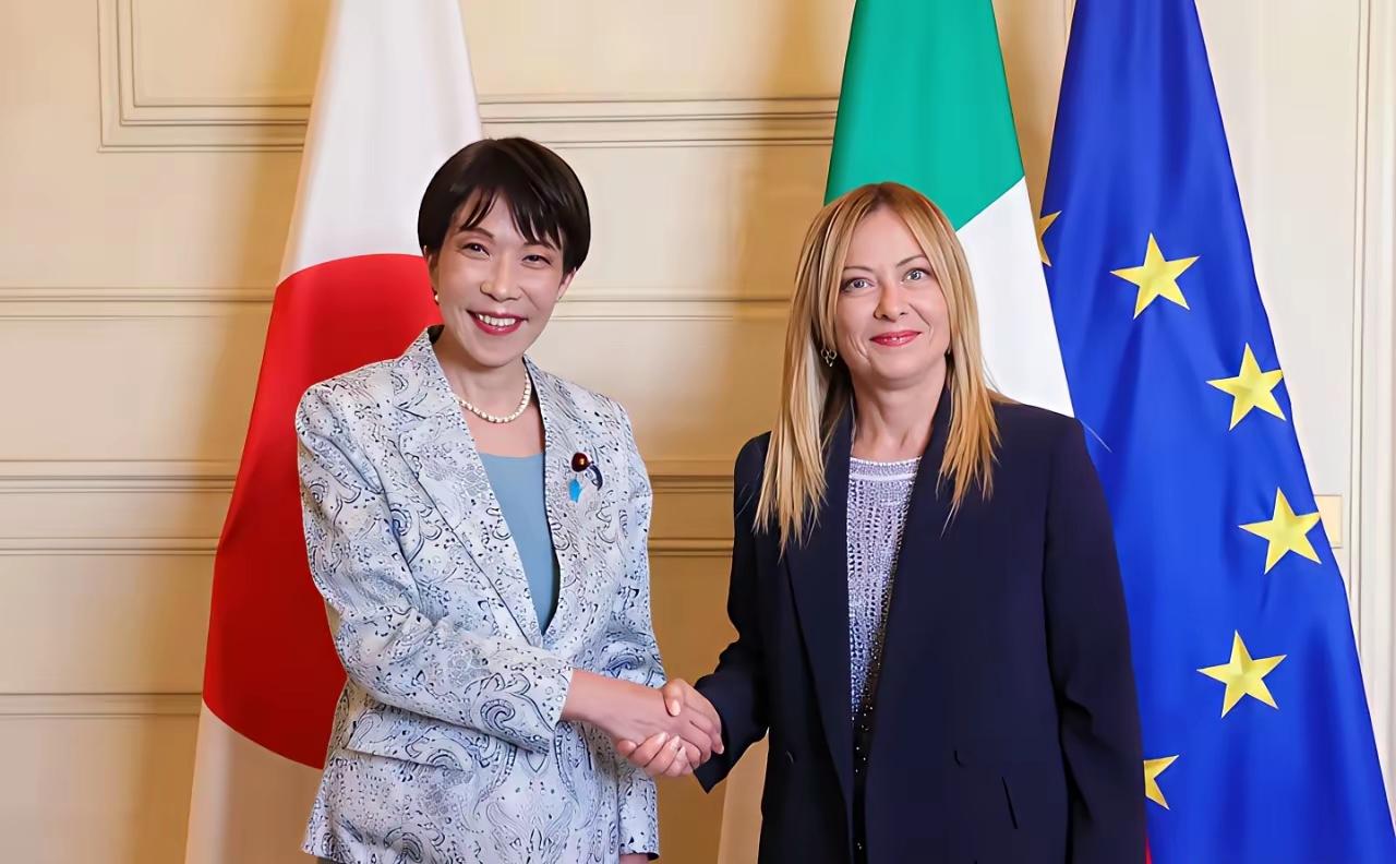 ​我国正在做潜弹道导弹的实验，却引起了日本、新西兰、澳大利亚的不安，并且三国对中