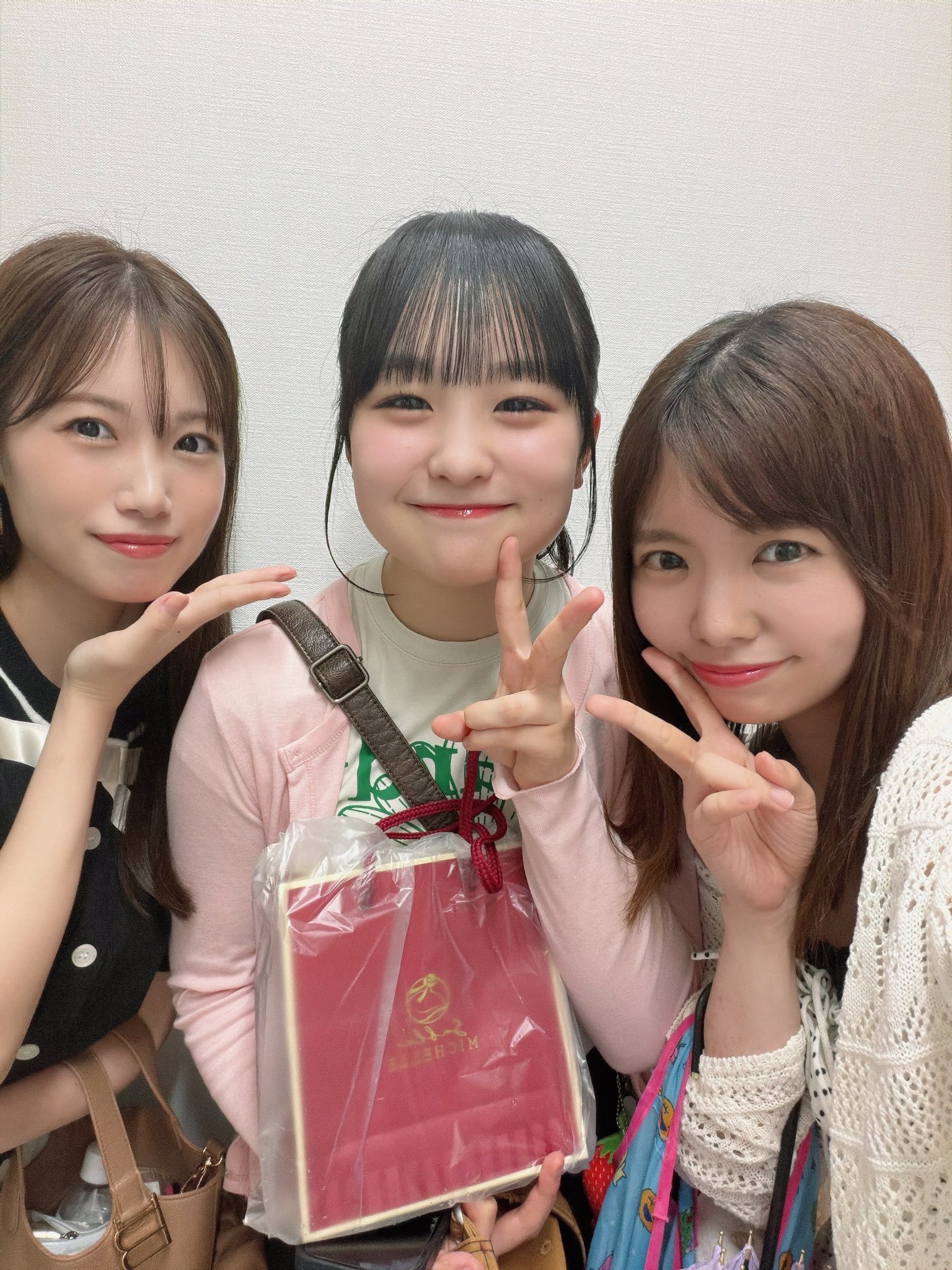 HKT48渕上舞 X 26/06/20龙头 美樱 小舞🐲🐷🐼今天去看了剧团