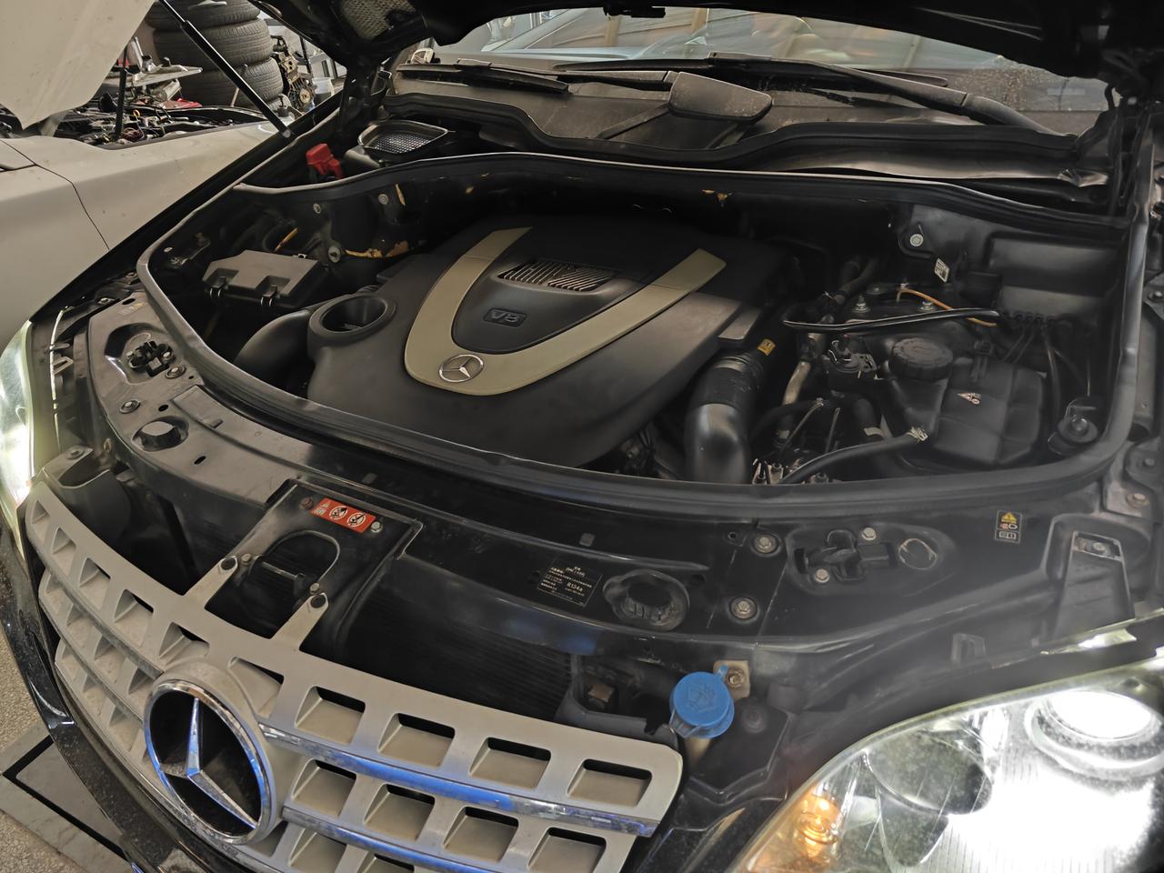 车虽然不新，但这台5.5L自然吸气V8发动机老当益壮
09年的车，发动机没有机械