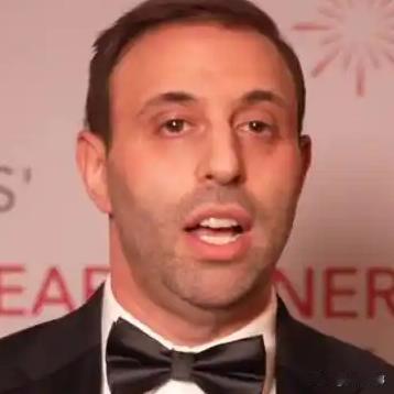 当地时间2月6日，英国48家集团在伦敦举办2026“破冰者”新春晚宴。集团主席杰