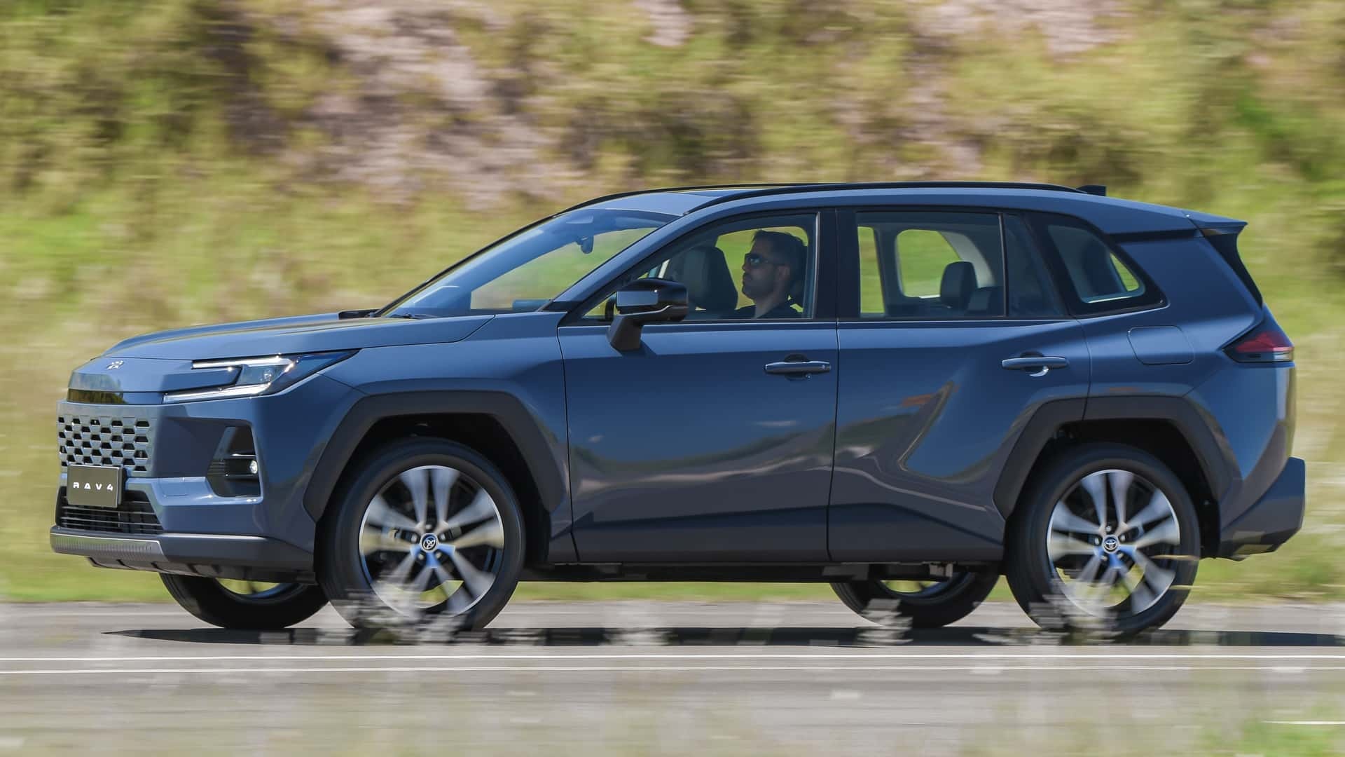 Toyota RAV4 Hybrid 2026 