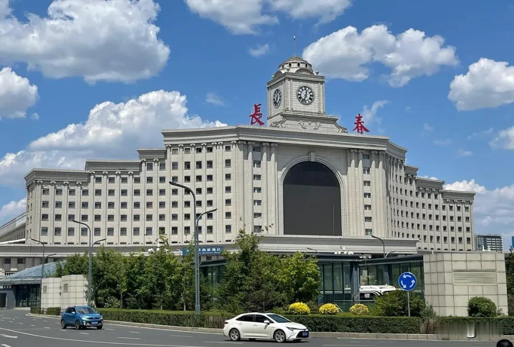 2026年上半年，吉林省汽车产量53.11万辆，同比减少26%。汽车产量的急剧下