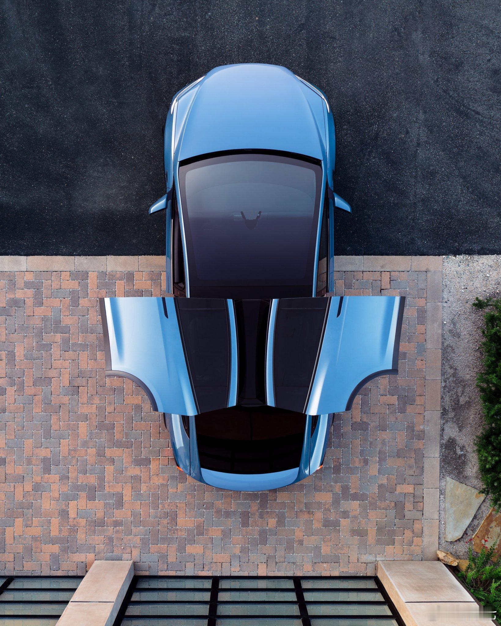 特斯拉——霜蓝猎鹰之翼• 2025款Tesla Model 3：售价$42,49