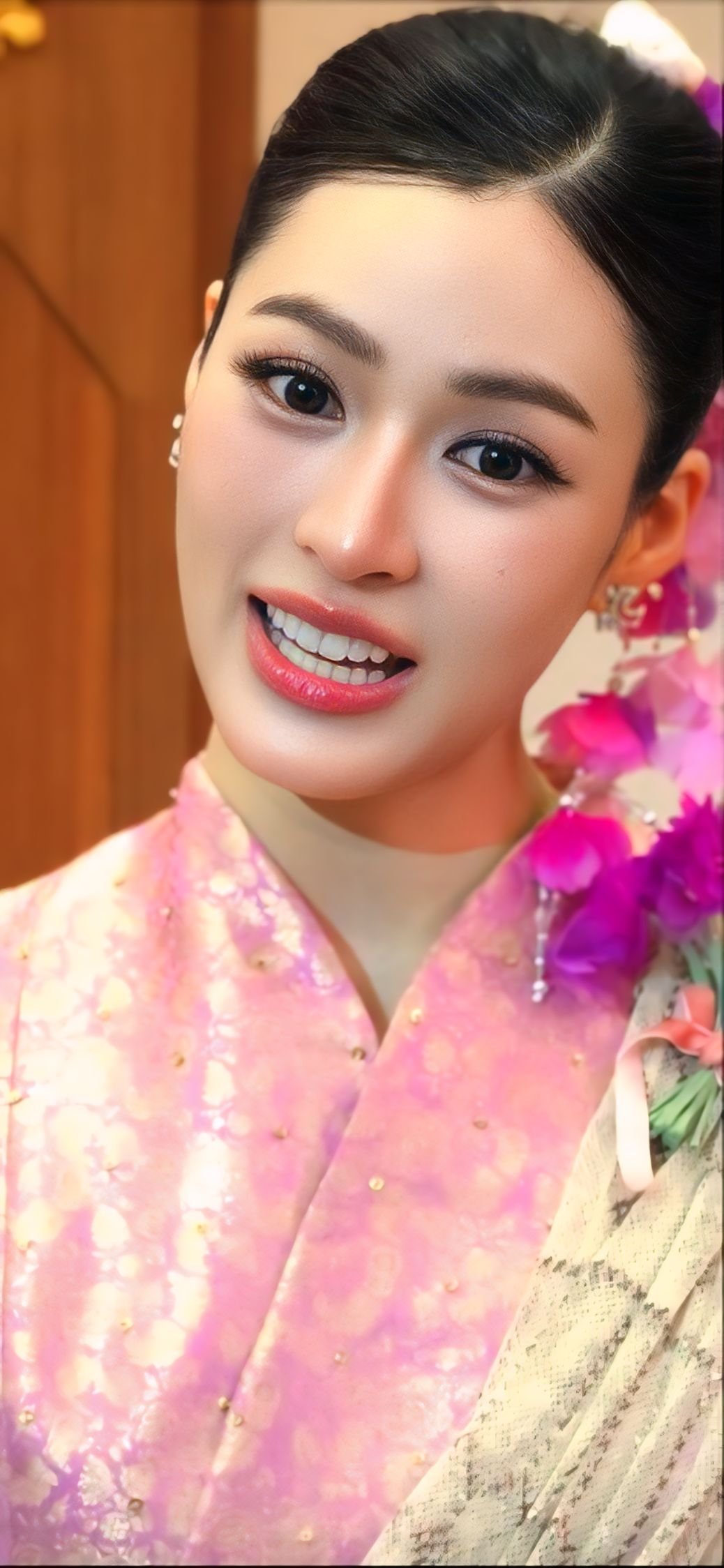 给姨姨看看牙 