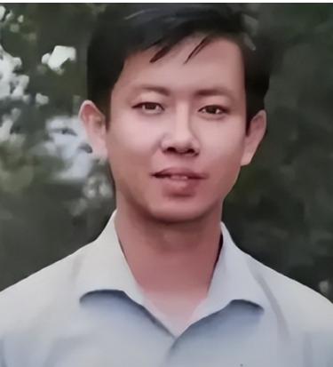 “我宁死也不道歉！”在乡镇执教19年优秀教师，在亲吻自己儿女后，来到长江大桥纵身