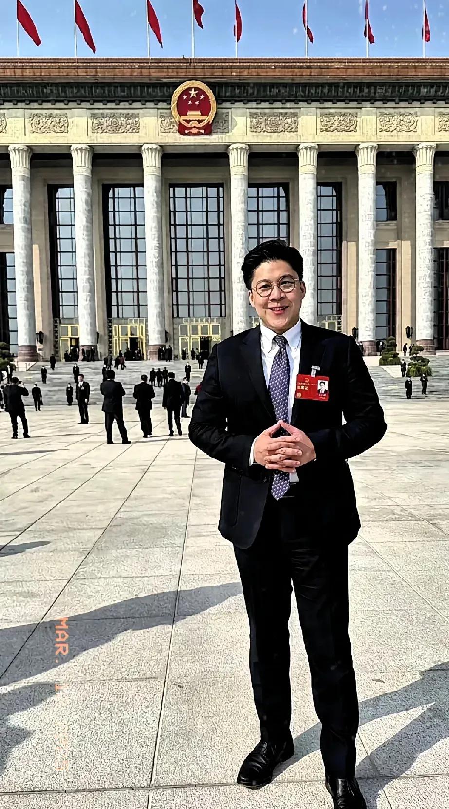 之前外国资本想插手咱们关键航道运输，有些商人光想着自己，直接撂挑子不干了，咱也不