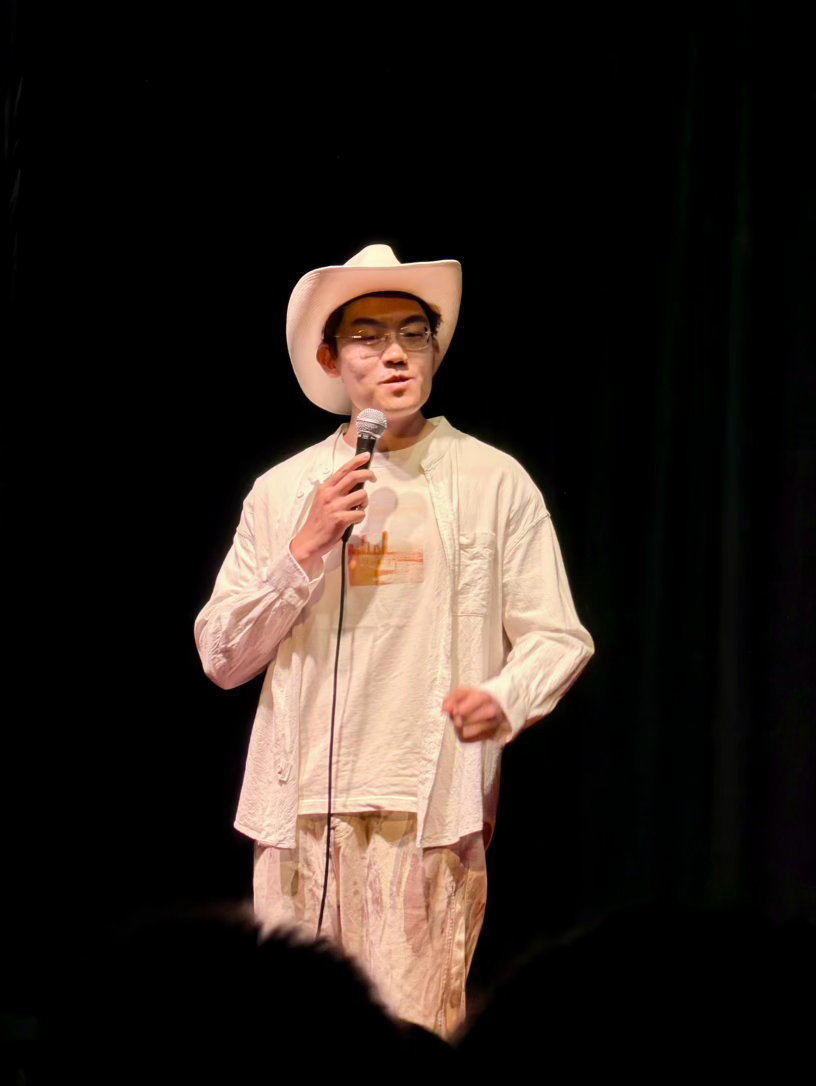 线下追老王哥的演出 真是浪漫够有趣的脱口秀！  ​​​