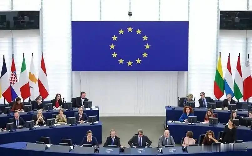 据路透社报道，欧盟各国已同意无限期冻结俄罗斯央行在欧洲的资产，被冻结资产总额达2