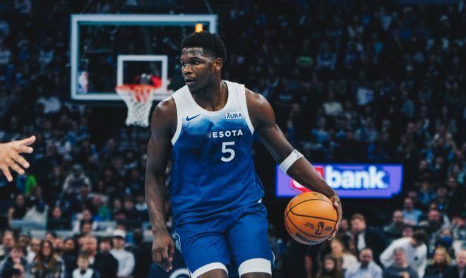 篮球世界最本质的难题来了：当最锋利的矛，遇上最坚硬的盾，到底谁会先崩？
这不是普