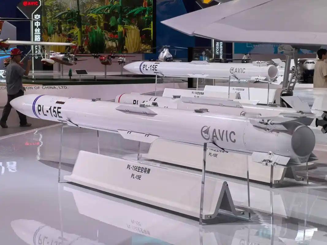 平地一声惊雷，我是“三哥”我怕谁！
“三哥”印度说是不怕，确实是彻底怕了，几个月