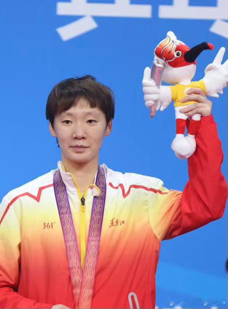 王曼昱全运会单项大满贯成长从来就不是一帆风顺，坚持热爱，胜利就在前方✊🏻 ​​