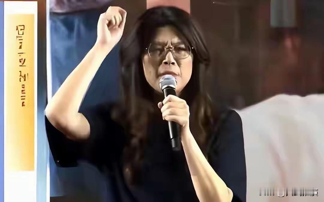 郑丽文扔出一颗炸弹：台湾可能等不到2028年的和平选举

岛内很多人都不敢说实话