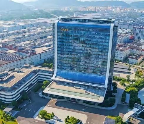 1978年，越南把26万华人抢光钱财，扒光尊严后，像“垃圾”一样扔出国门，殊不知