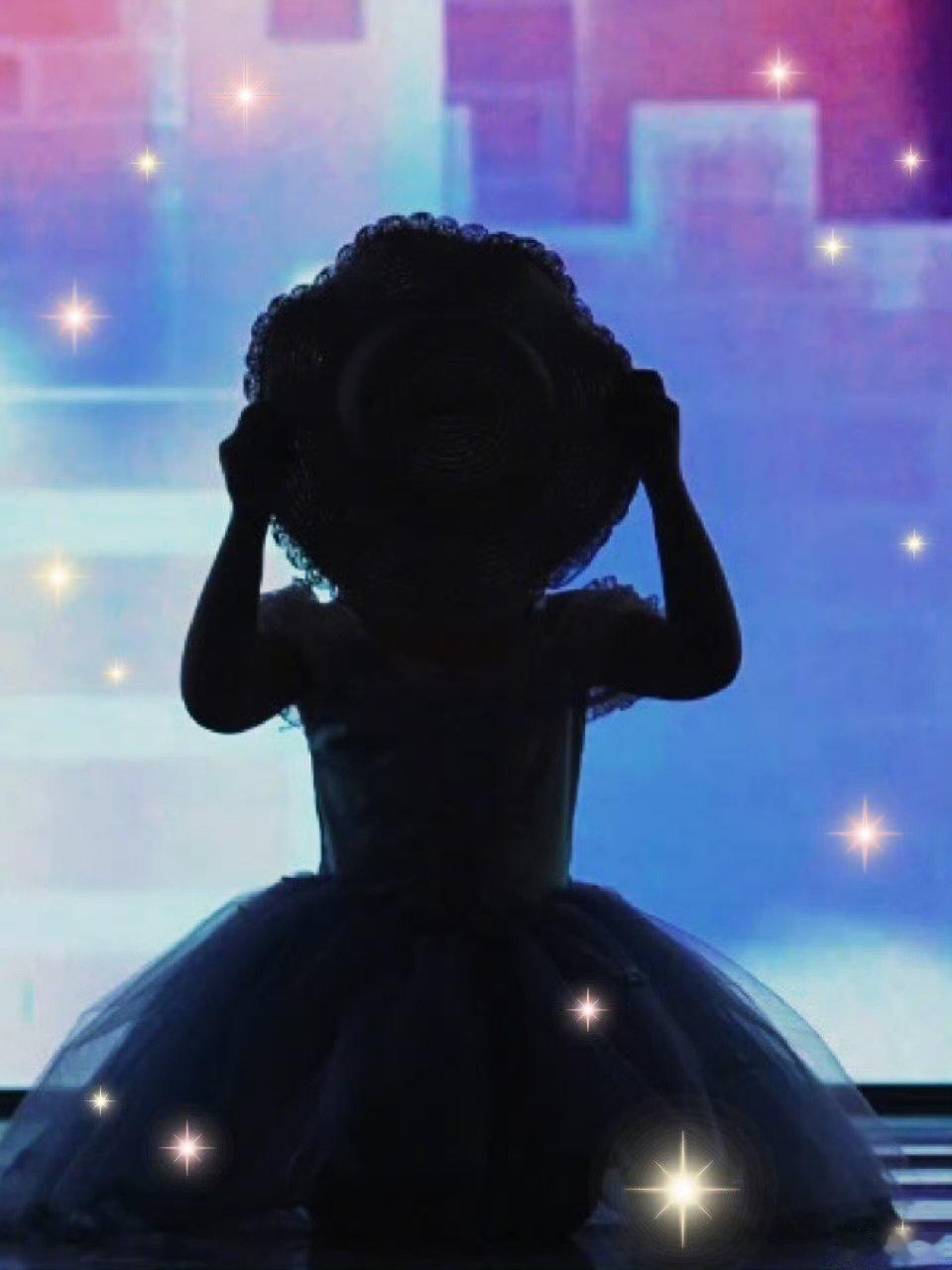 谢娜我真是幸福的观众谢娜看小芽芽的舞蹈汇演谢娜我真是幸福的观众谢娜