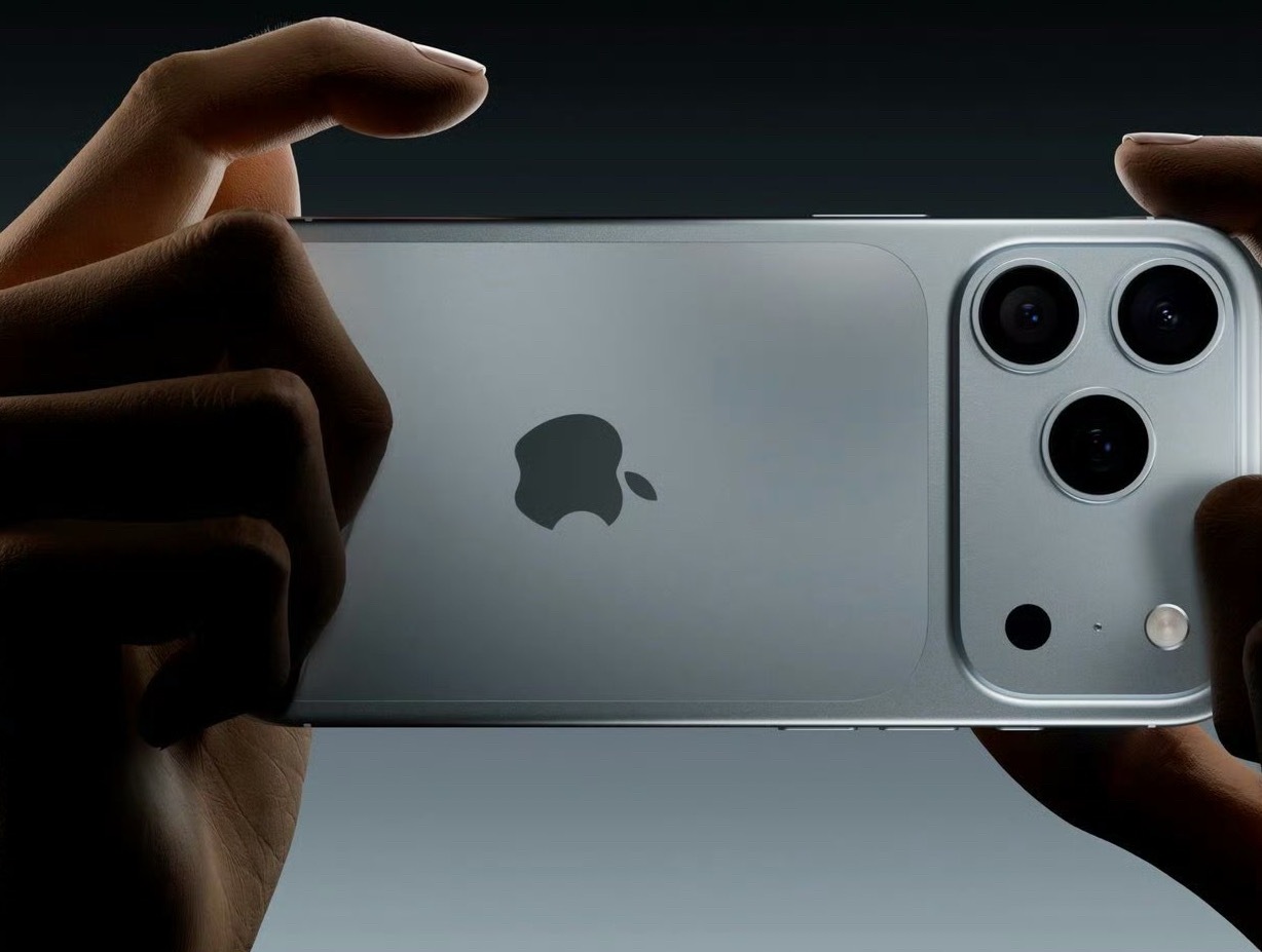这个 iPhone17Pro 渲染图有点对味了，是不是越看越好看[嘻嘻] ​​​