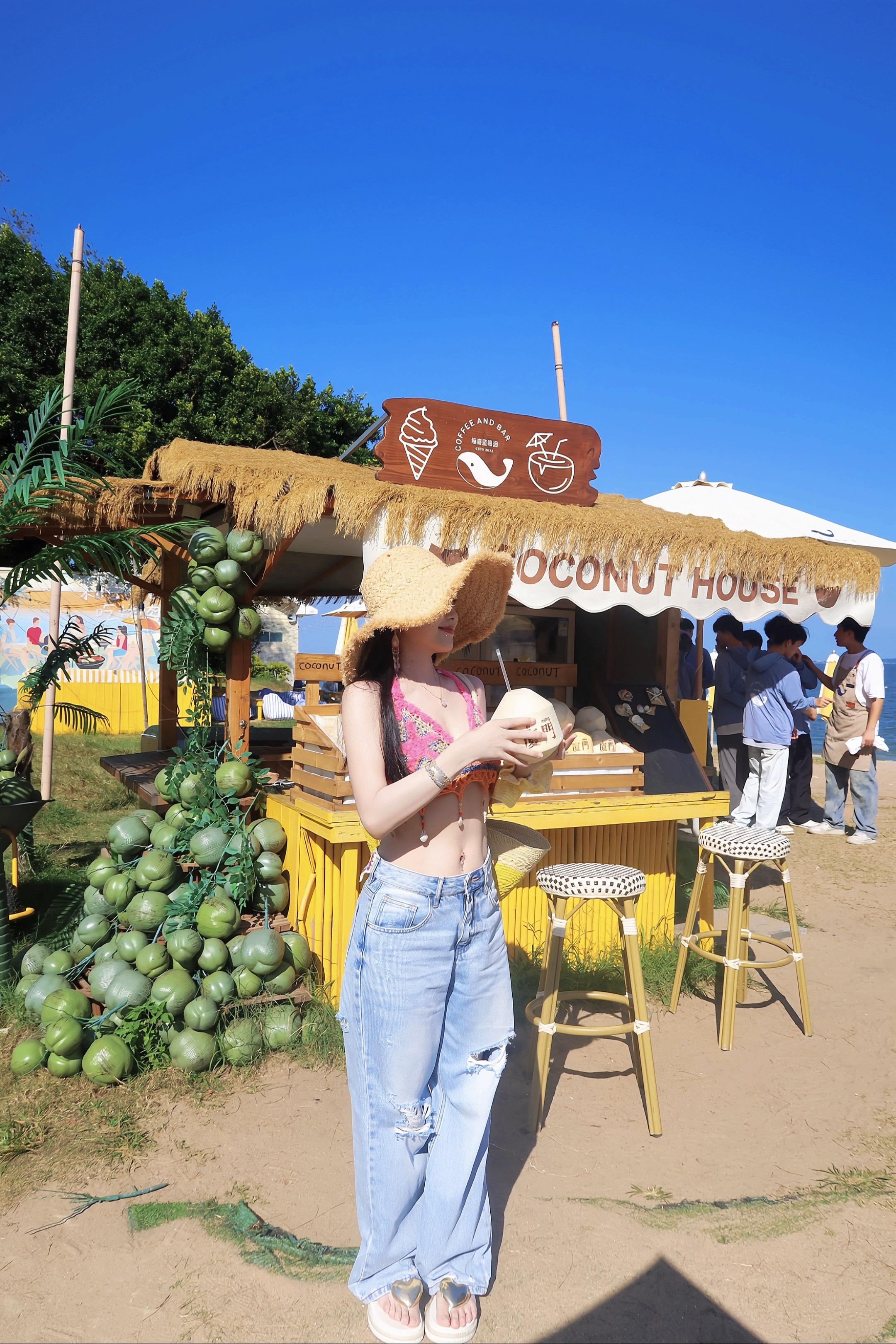 反复爱上这片海🌊。