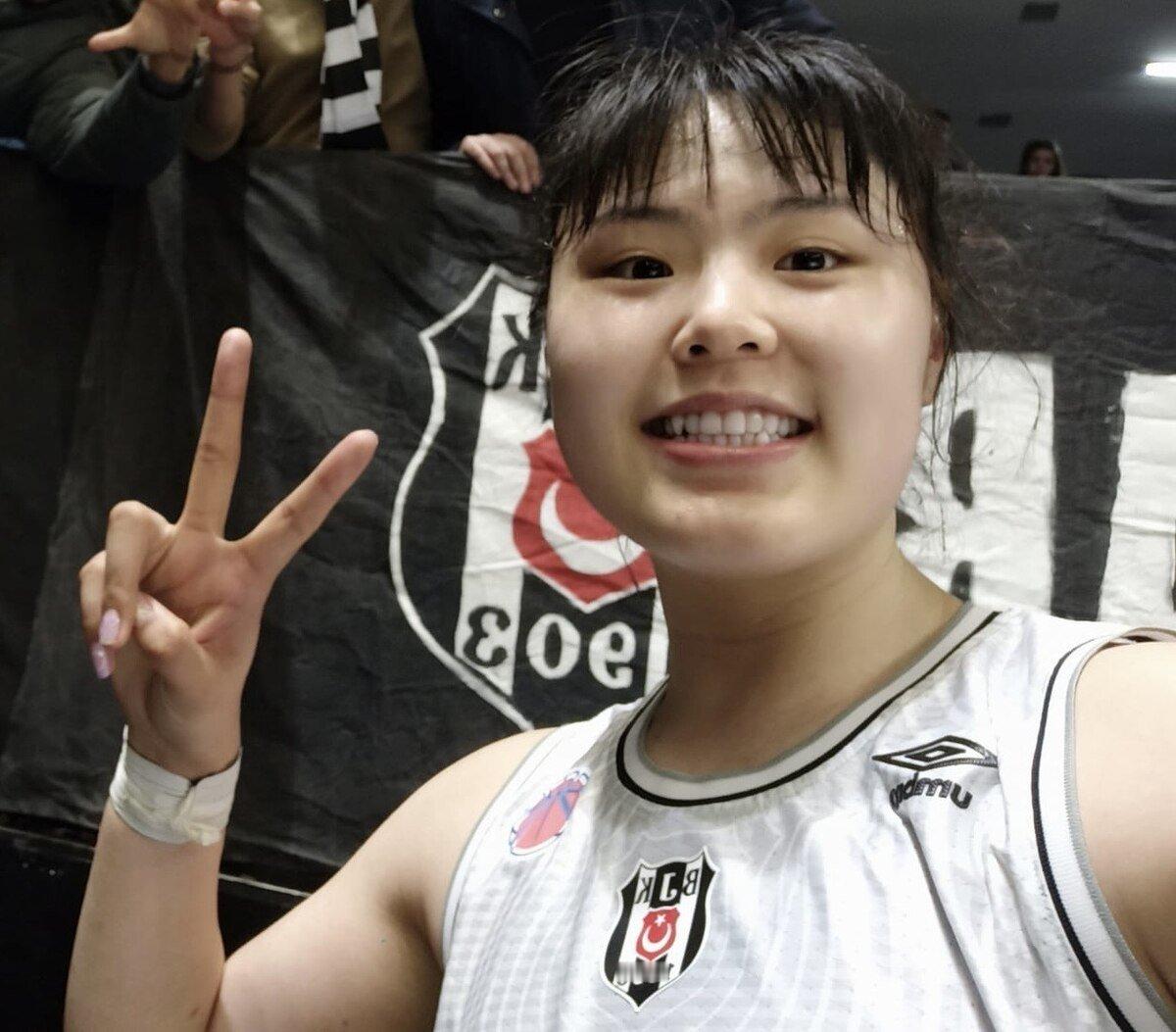 李月汝代表达拉斯的第二场比赛：11分9篮板3助攻，帮助球队两连胜！ ​​​