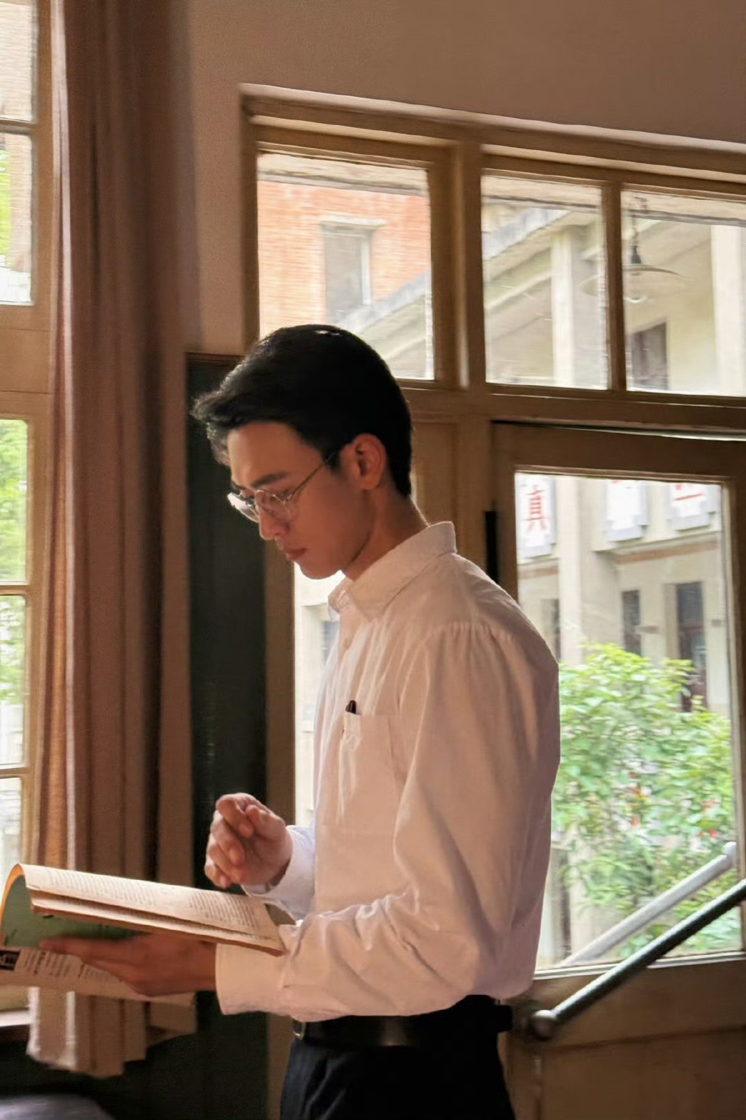 王天辰瞿桦剧照王天辰实用主义者的爱情剧照 ​帅的 ​​​