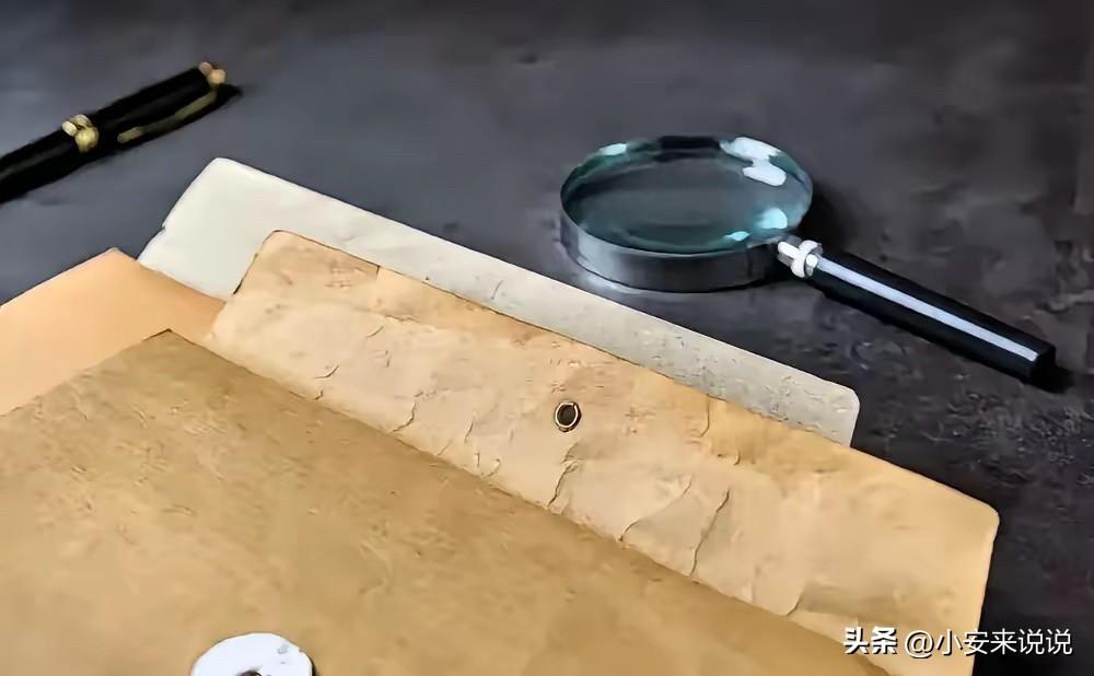 早上7点03分，国家安全部那条提醒一出来，我第一反应不是“又来宣传了”，而是心里