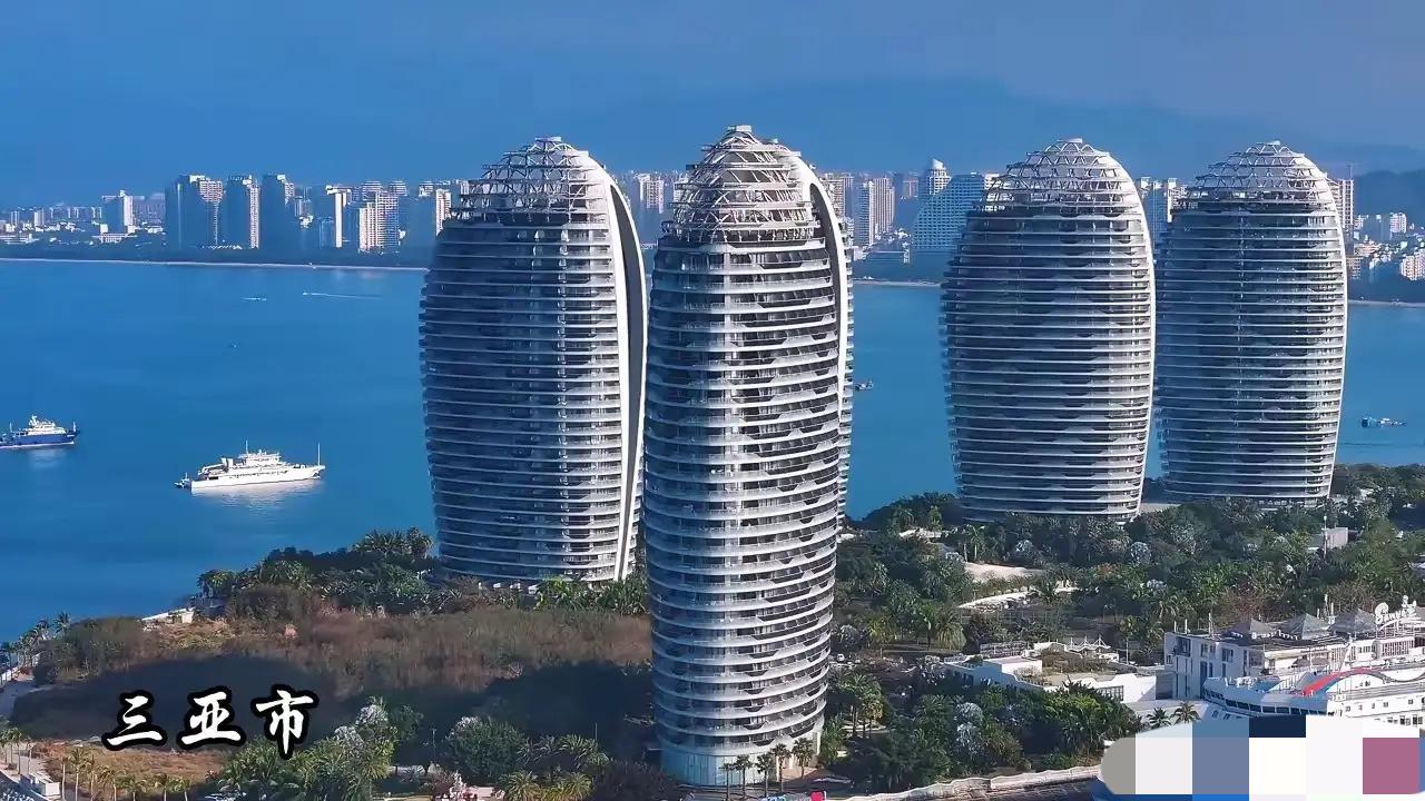 我一个海南的朋友今早给我打电话，
兴奋的说不出话了，我问她咋了，
她说海南封关了